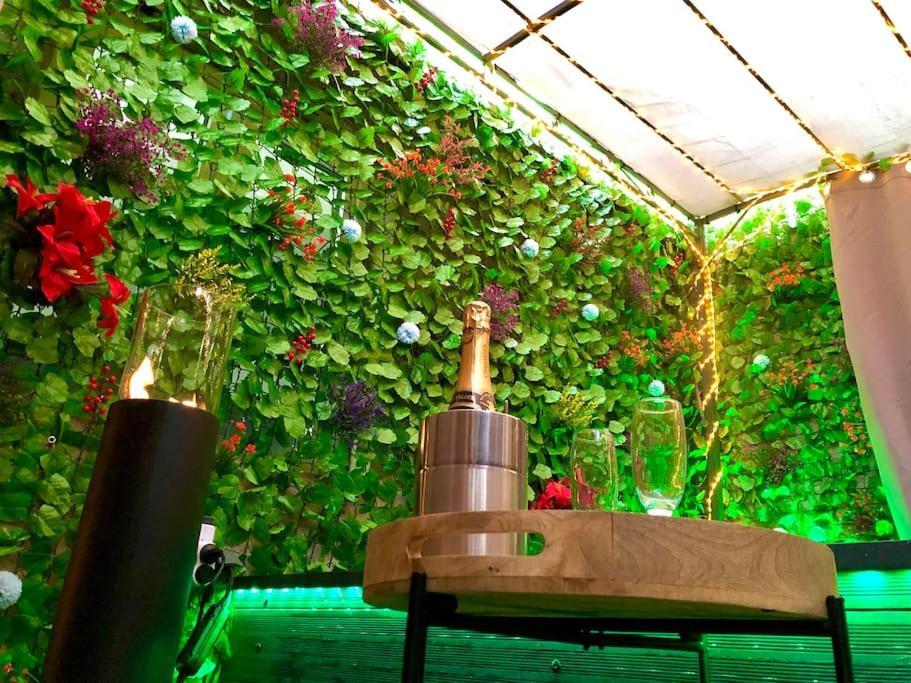 La Lover'S Jungle Pont-Sur-Yonne 외부 사진
