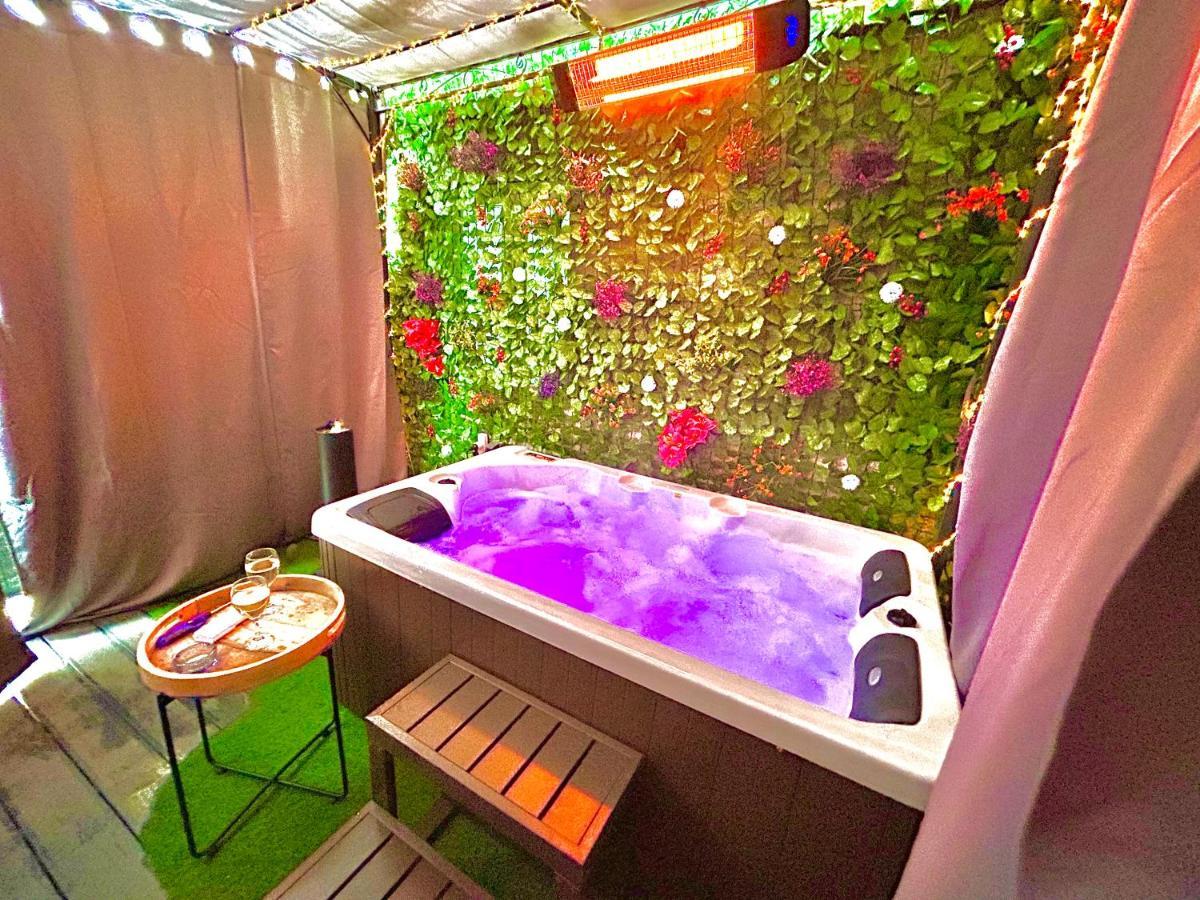 La Lover'S Jungle Pont-Sur-Yonne 외부 사진
